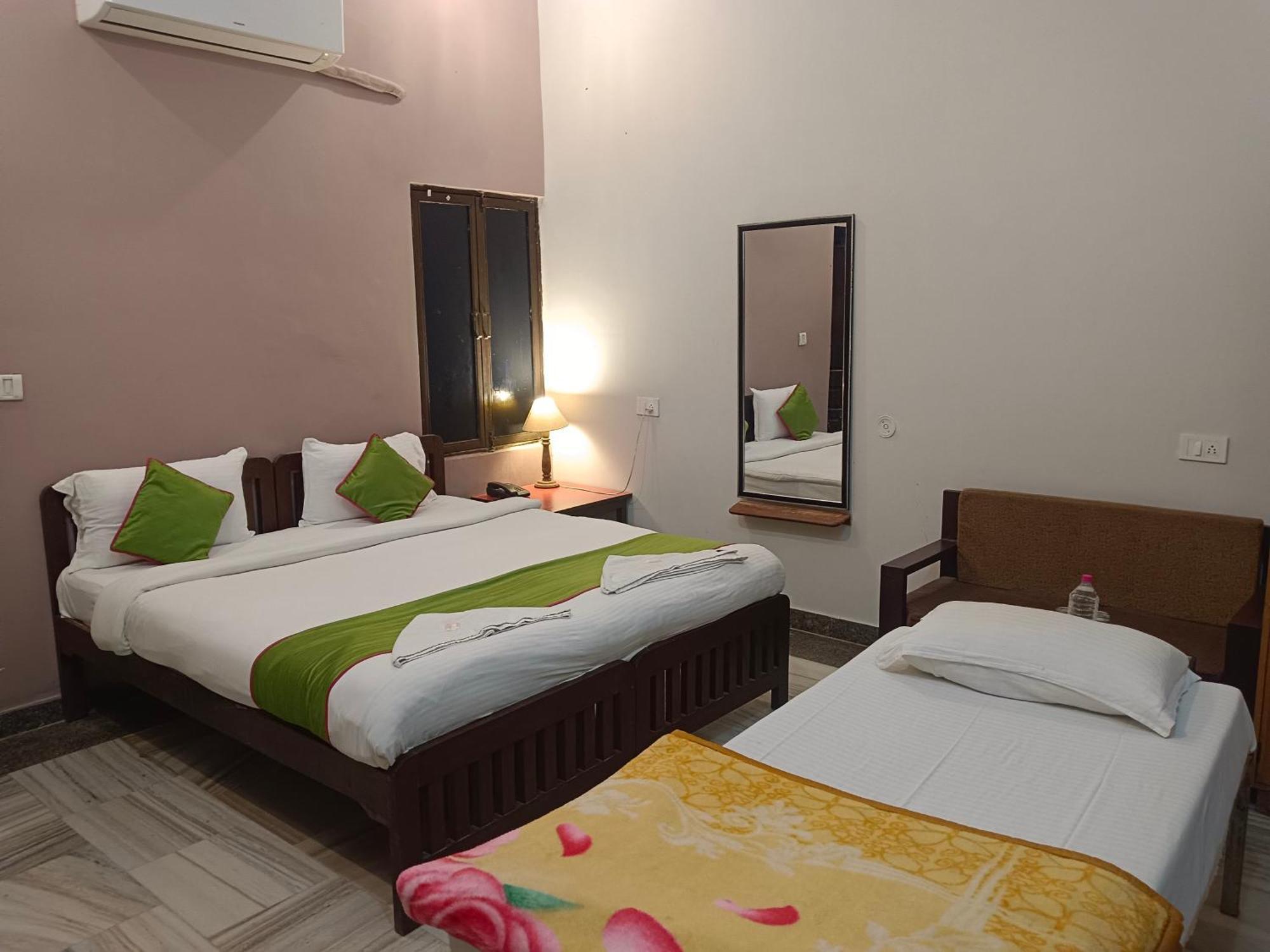 Hotel Mewad Haveli Pushkar Eksteriør bilde